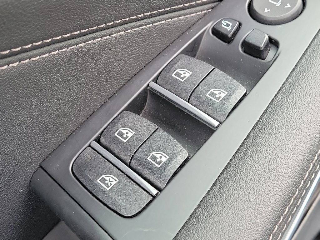 Used 2024 BMW X5 xDrive50e w/ M Sport Package AWD/4WD image 28