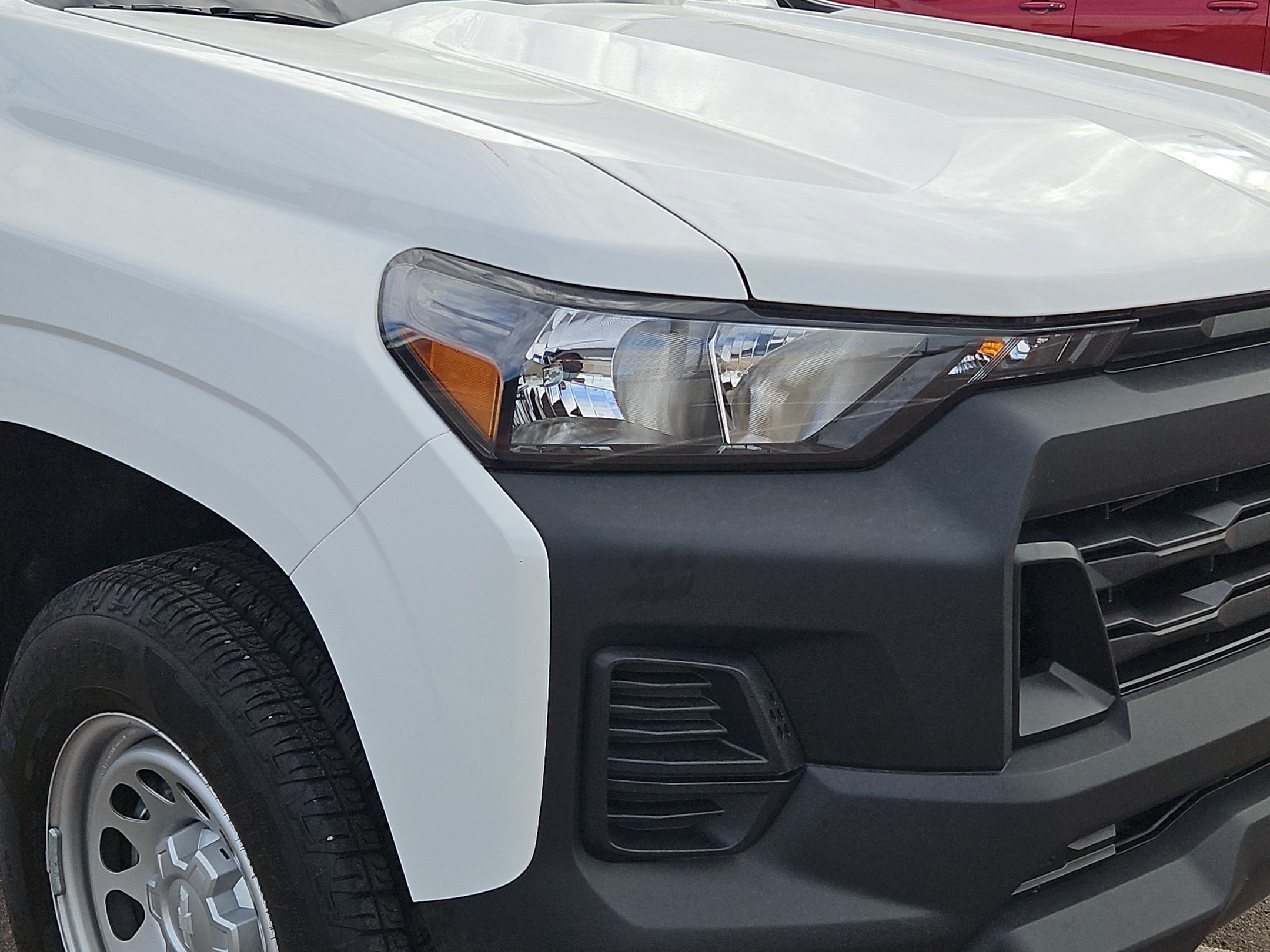 Used 2025 Chevrolet Colorado W/T w/ Advanced Trailering Package RWD image 10