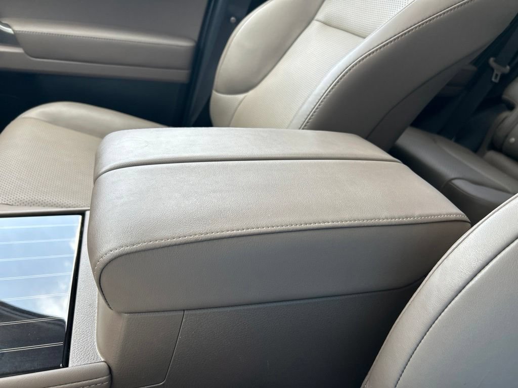 Used 2023 Lexus GX 460 Luxury w/ Sport Design Package AWD/4WD image 37