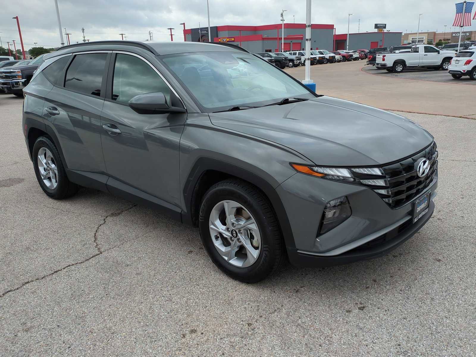 Used 2024 Hyundai Tucson SEL FWD image 2
