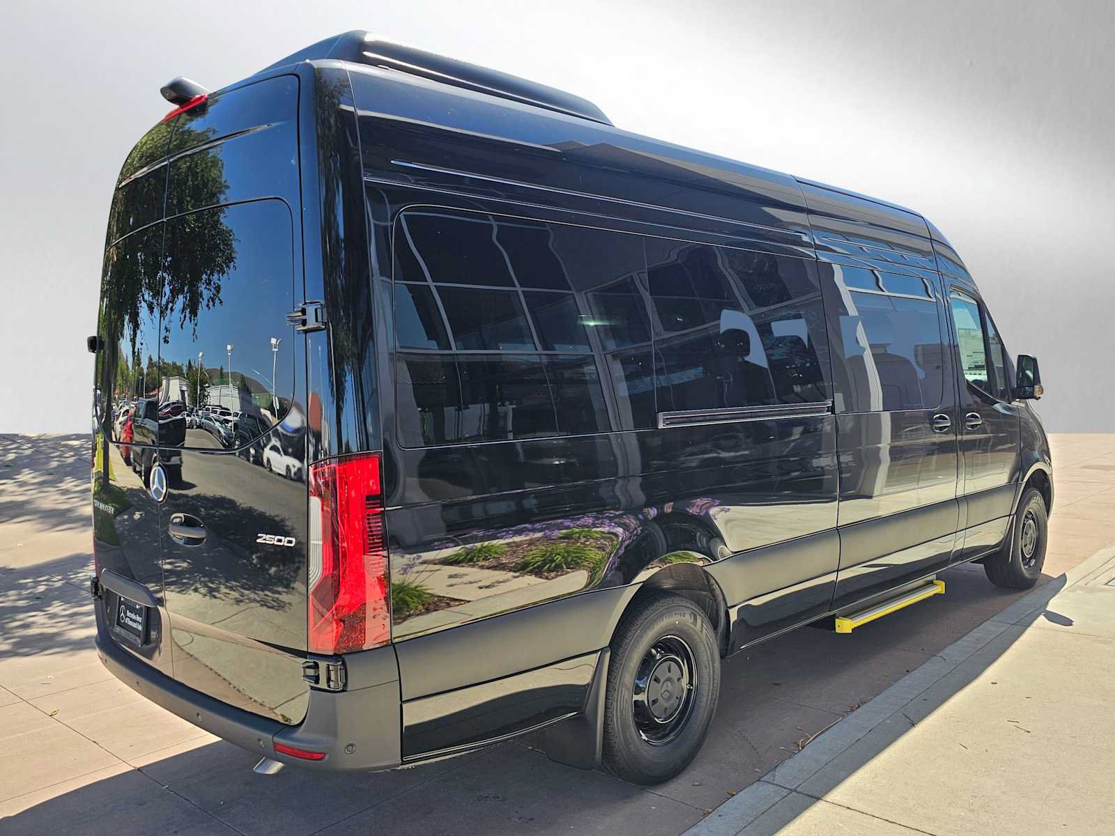 New 2026 Mercedes-Benz Sprinter 2500 image 3