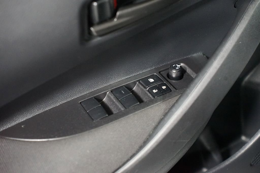 Certified 2025 Toyota Corolla LE image 28