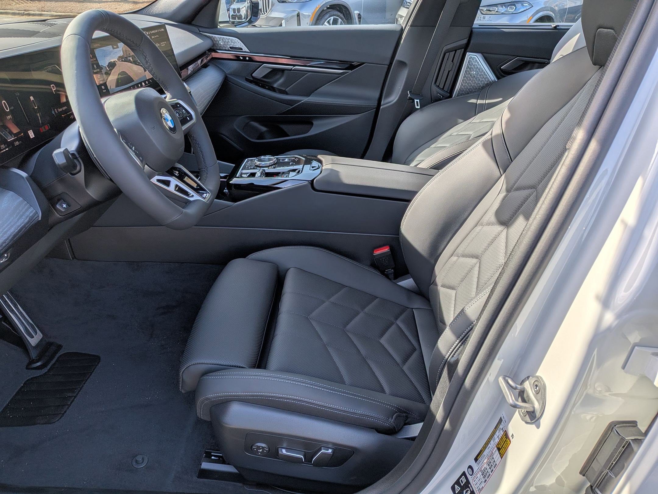 New 2026 BMW 540i xDrive w/ Executive Package AWD/4WD image 15