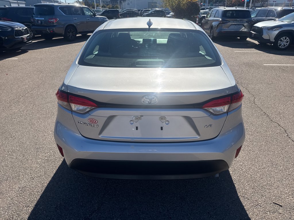 Used 2025 Toyota Corolla LE FWD image 6