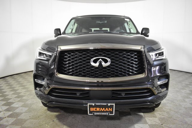 Used 2023 INFINITI QX80 Premium Select w/ All-Season Package image 2