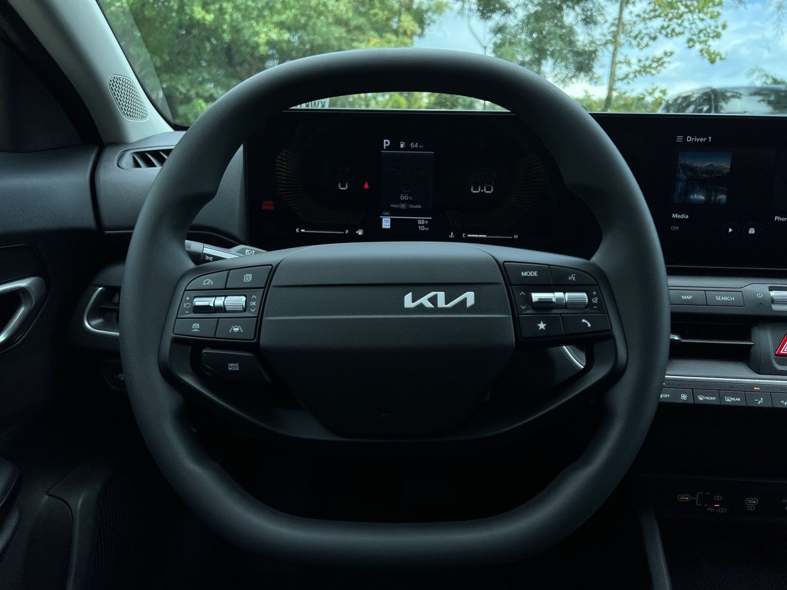 New 2026 Kia K4 FWD image 24