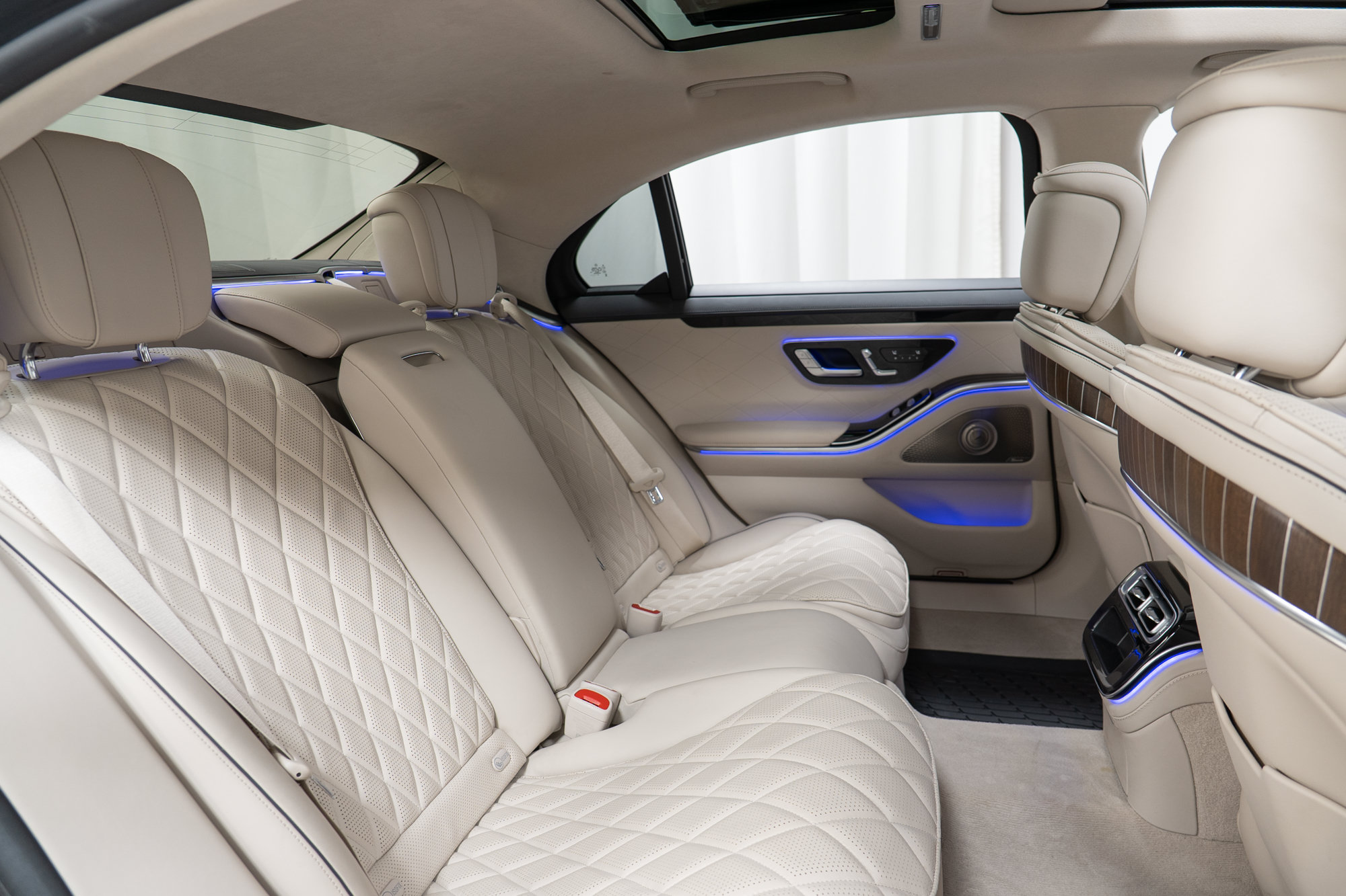 Certified 2023 Mercedes-Benz S 500 4MATIC image 24