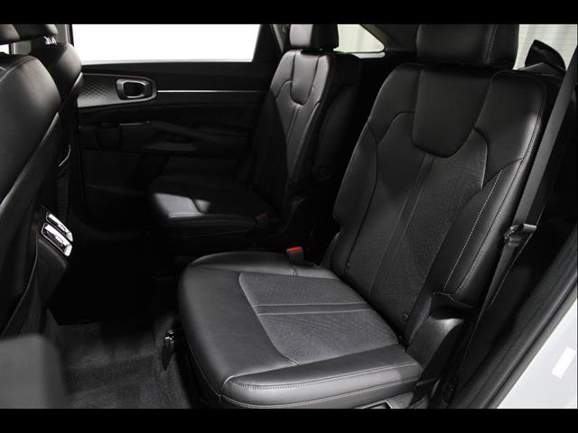 Used 2023 Kia Sorento SX image 21