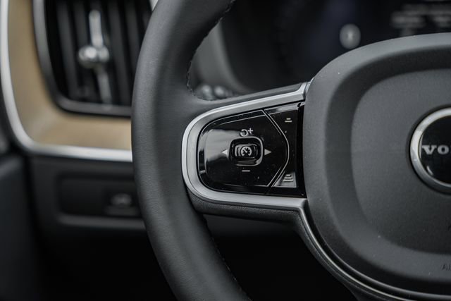 New 2026 Volvo XC60 B5 Ultra w/ Protection Package Premier image 30