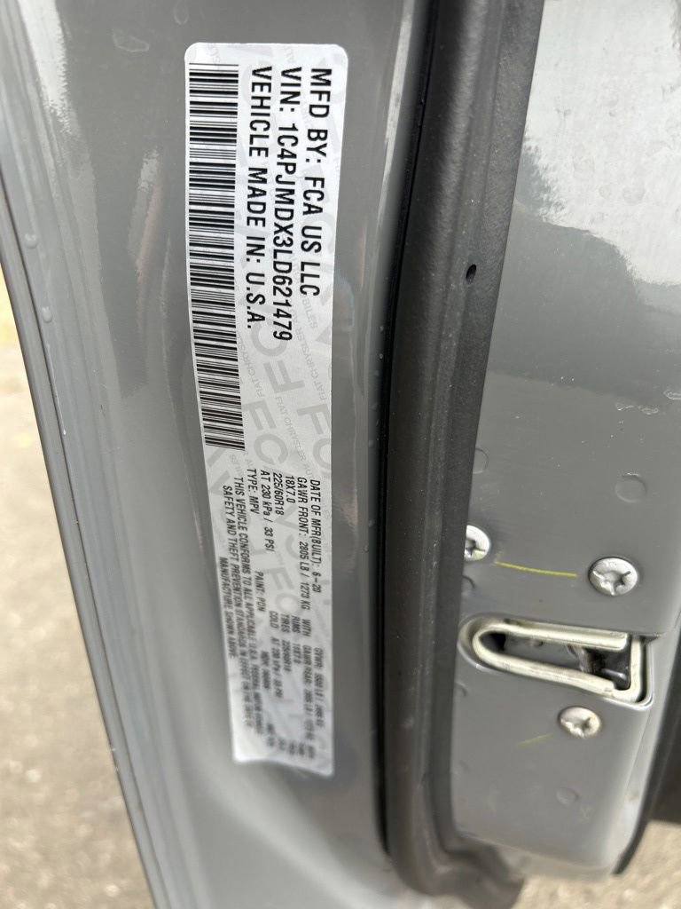 Used 2020 Jeep Cherokee Limited AWD/4WD image 40