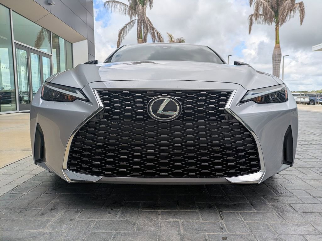 Used 2025 Lexus IS 300 w/ Premium Package RWD image 10