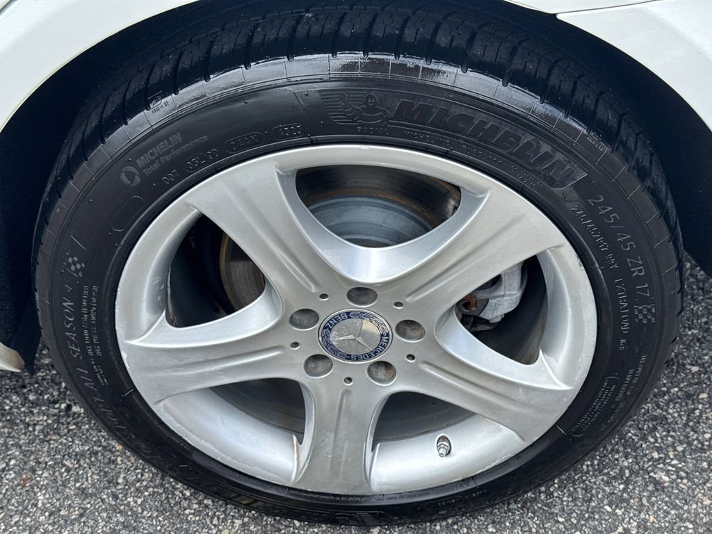 Used 2016 Mercedes-Benz E 350 4MATIC Sedan image 20