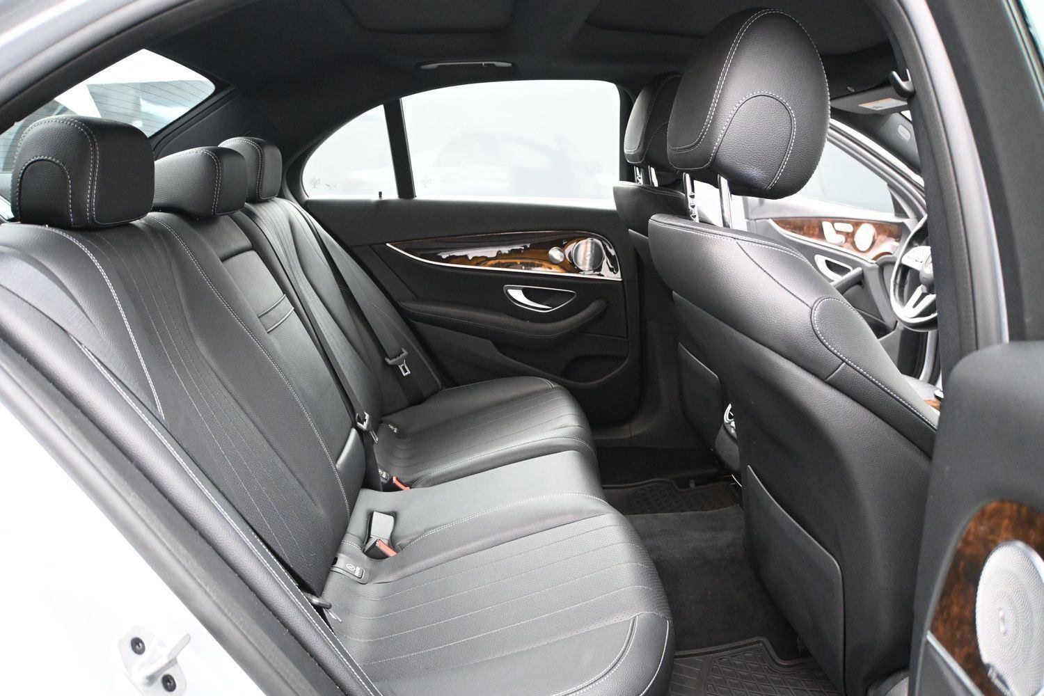 Used 2019 Mercedes-Benz E 300 4MATIC image 18