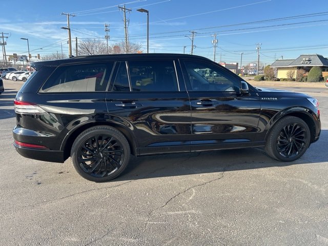 Used 2023 Lincoln Aviator Black Label w/ Jet Package image 5