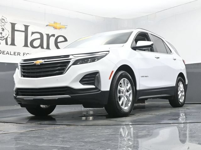 Used 2024 Chevrolet Equinox LT w/ LPO, Floor Liner Package FWD image 4