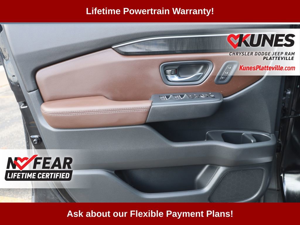 Used 2023 Honda Pilot Elite image 33