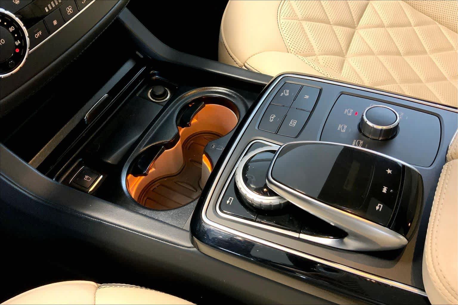 Used 2019 Mercedes-Benz GLS 450 4MATIC image 16
