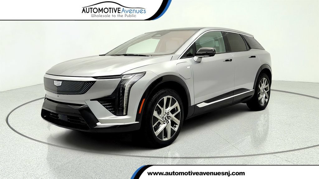 Used 2026 Cadillac Optiq Luxury 1