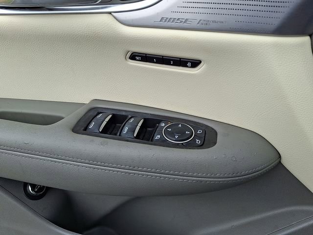 Certified 2023 Cadillac XT6 Premium Luxury image 19