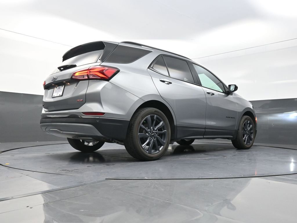 Used 2024 Chevrolet Equinox RS image 30