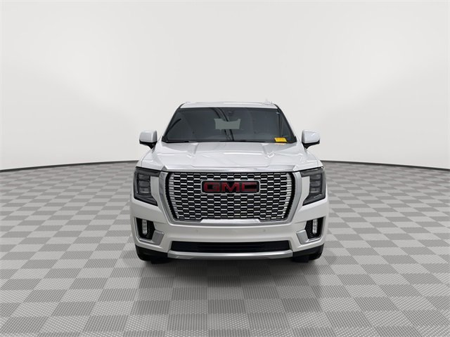 Used 2021 GMC Yukon Denali w/ Denali Ultimate Package image 3