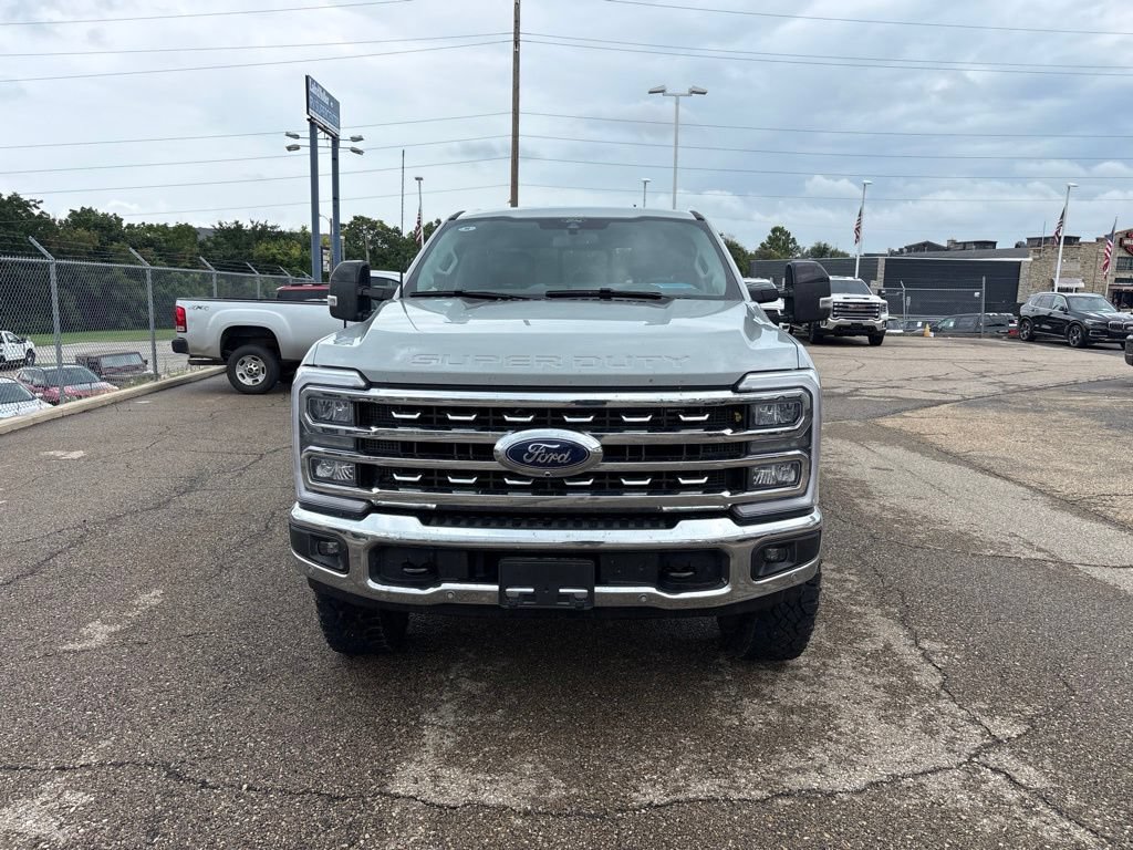 Used 2025 Ford F250 Lariat w/ Lariat Ultimate Package AWD/4WD image 2