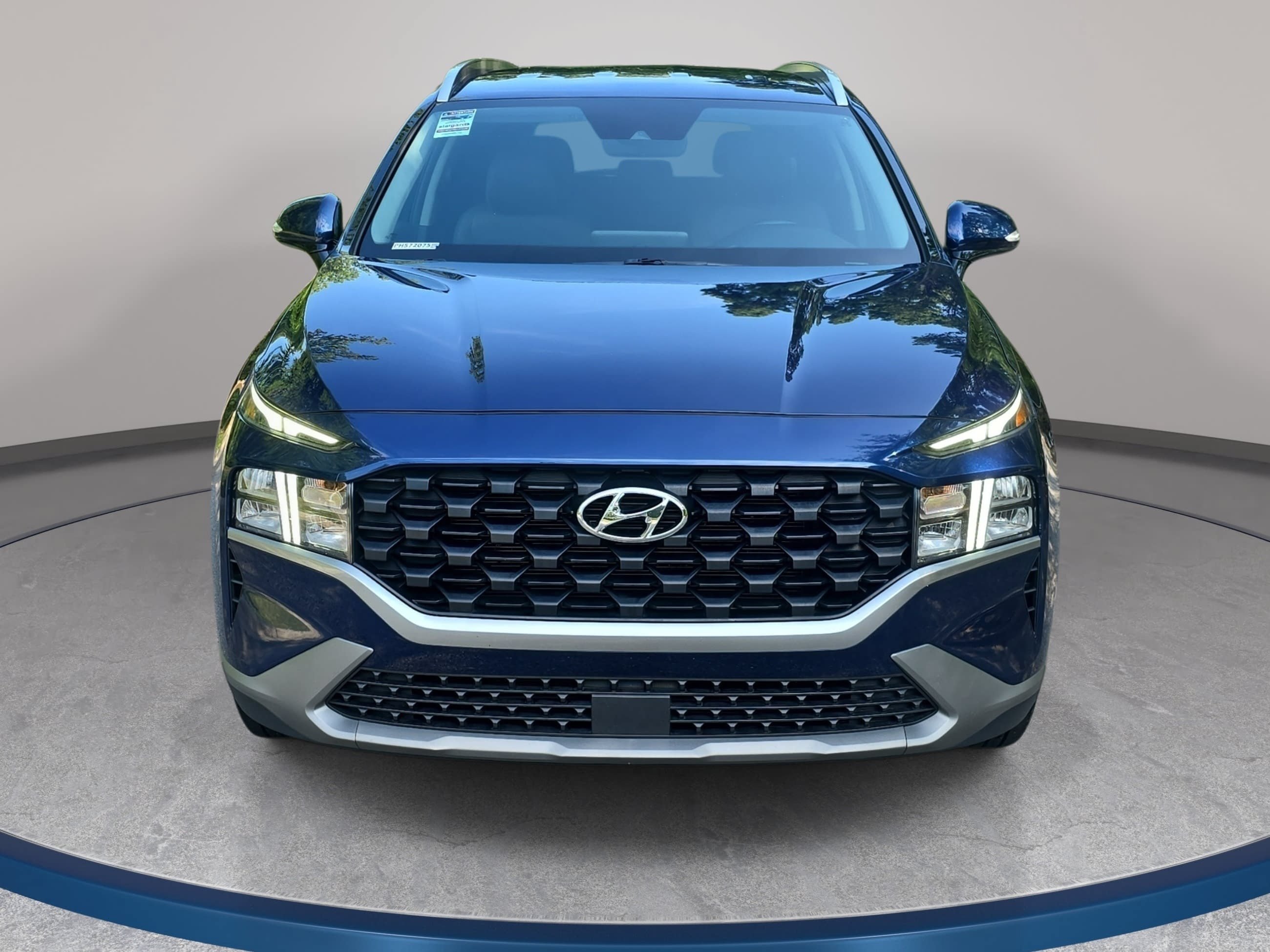Used 2023 Hyundai Santa Fe SEL FWD image 2