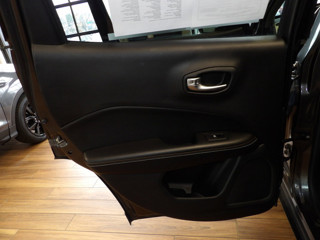 Used 2021 Jeep Compass Latitude w/ Convenience Group image 20