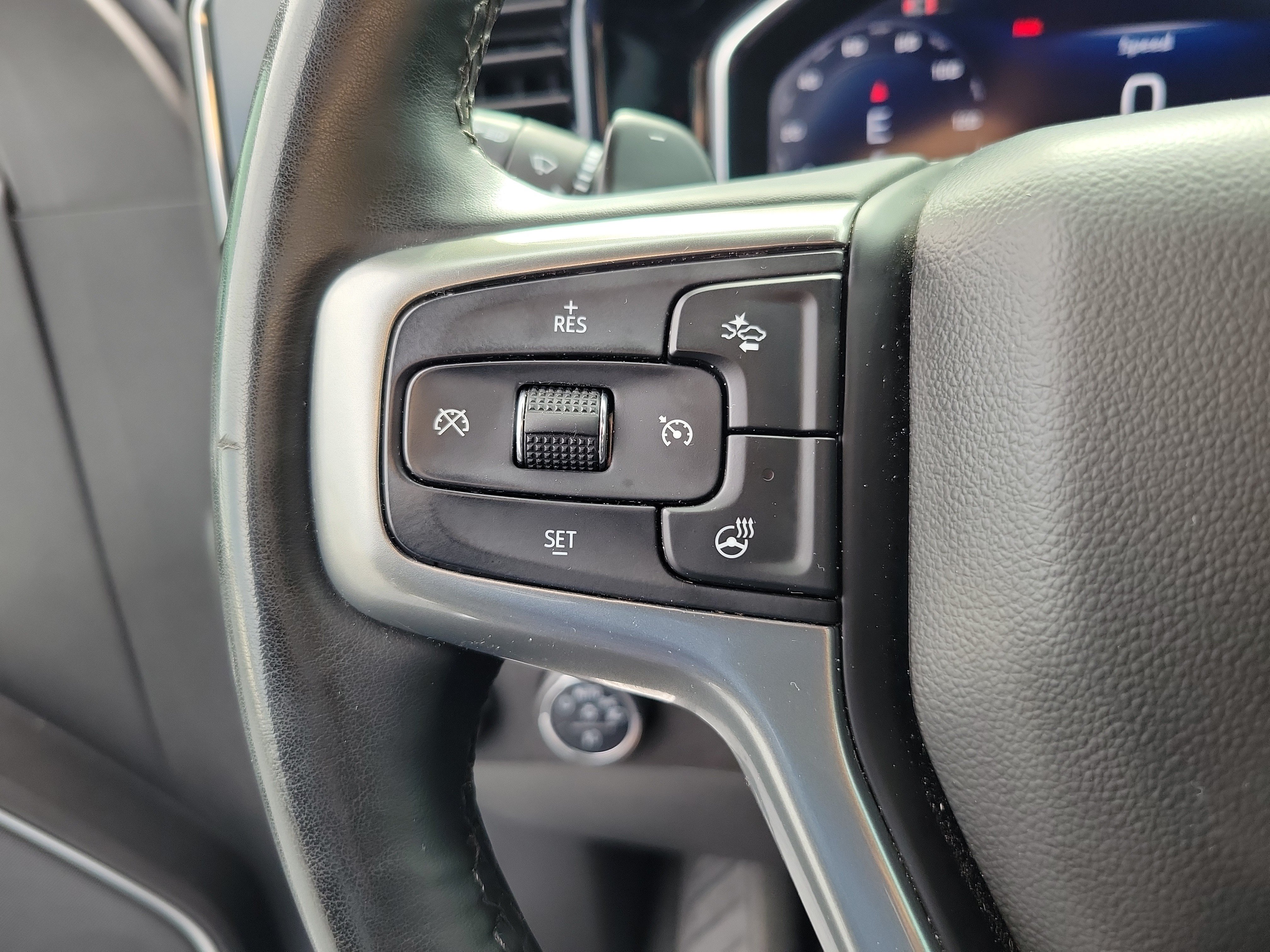 Used 2025 Chevrolet Silverado 1500 LTZ w/ Technology Package AWD/4WD image 22