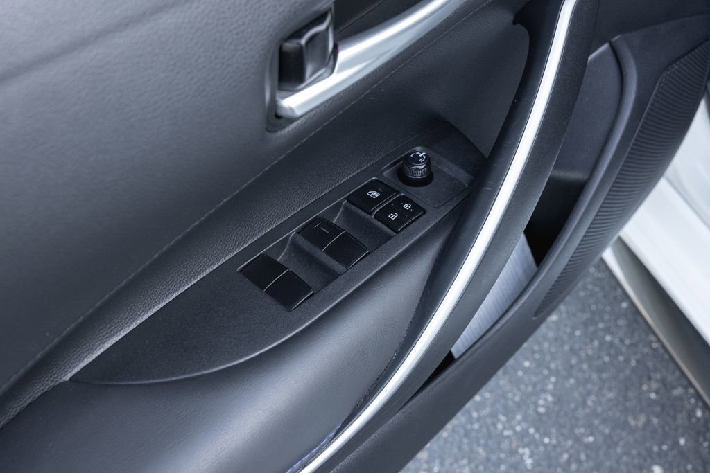 Certified 2020 Toyota Corolla SE w/ Carpet Mat Package (TMS) FWD image 9
