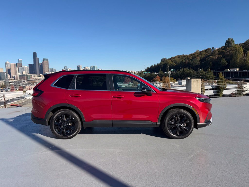 Used 2025 Honda CR-V Sport Touring image 3