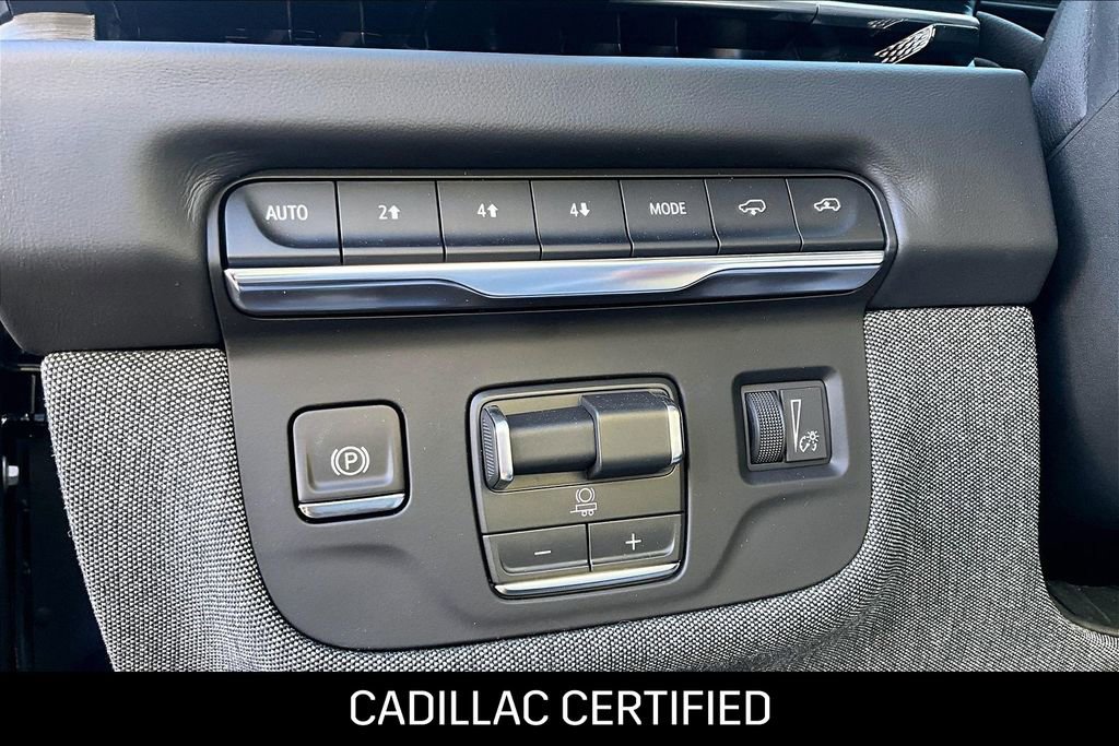 Used 2026 Cadillac Escalade Platinum Sport w/ LPO, ONYX Package image 34