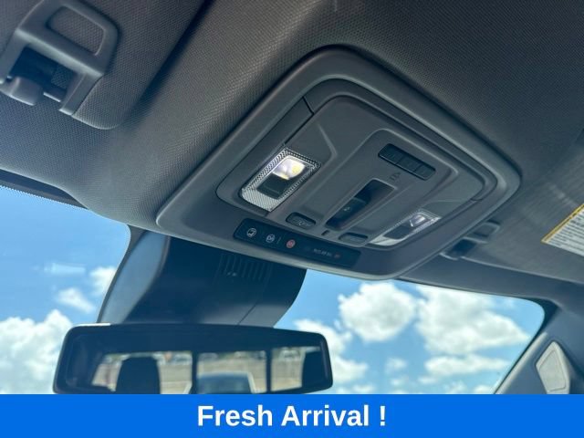 Used 2024 Chevrolet Silverado 3500 LTZ w/ LTZ Convenience Package AWD/4WD image 9