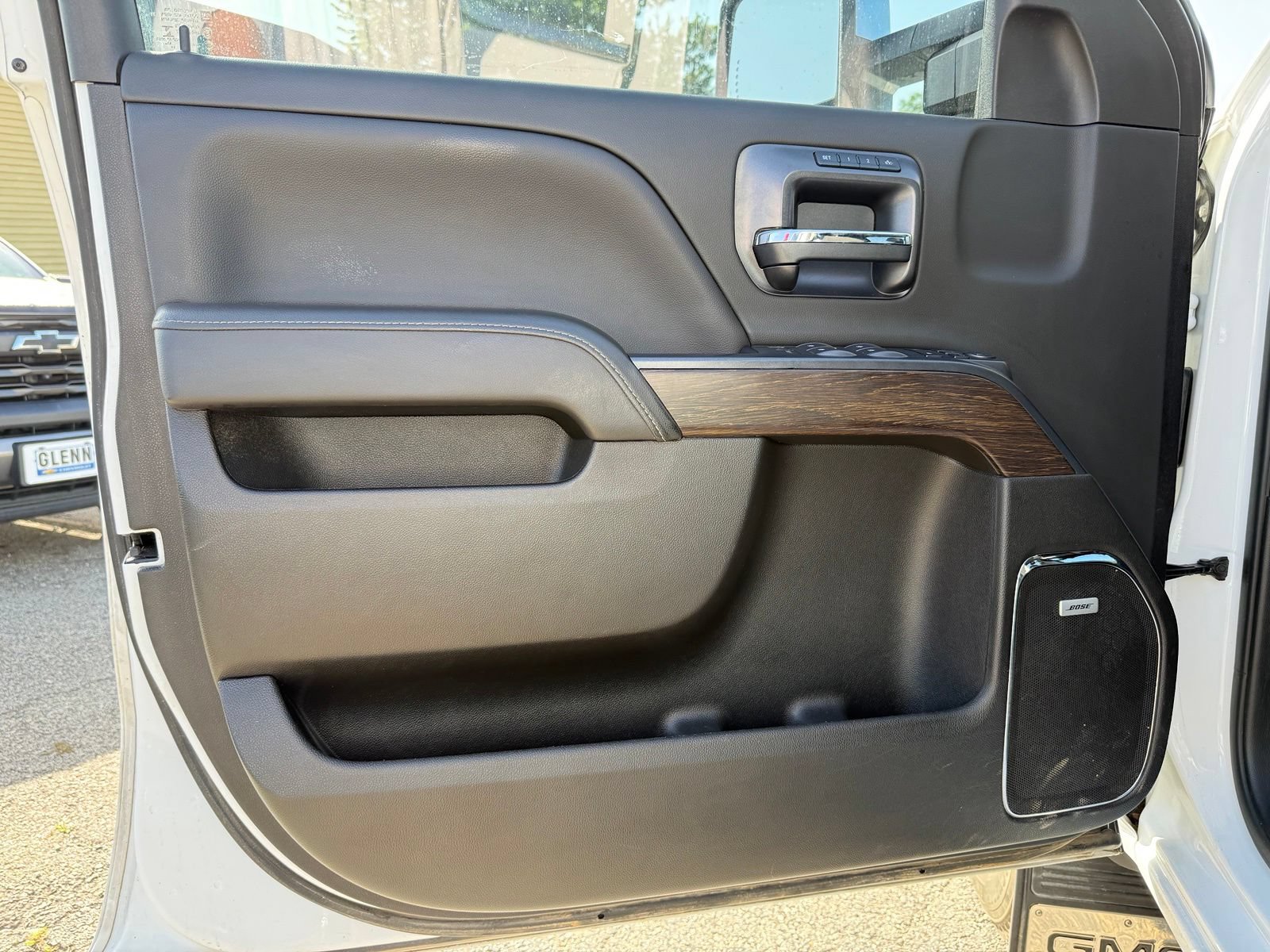 Used 2019 GMC Sierra 3500 Denali AWD/4WD image 12