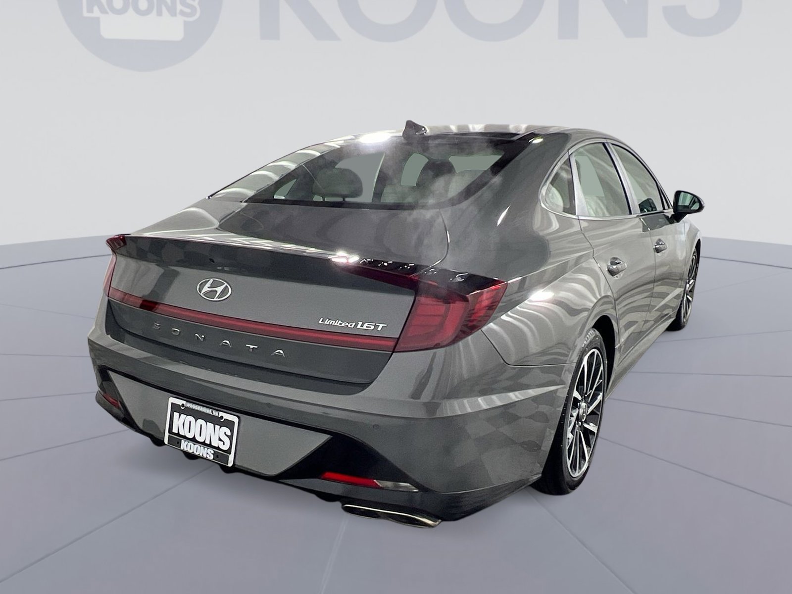 Used 2023 Hyundai Sonata Limited w/ Preferred Accessory Package image 7