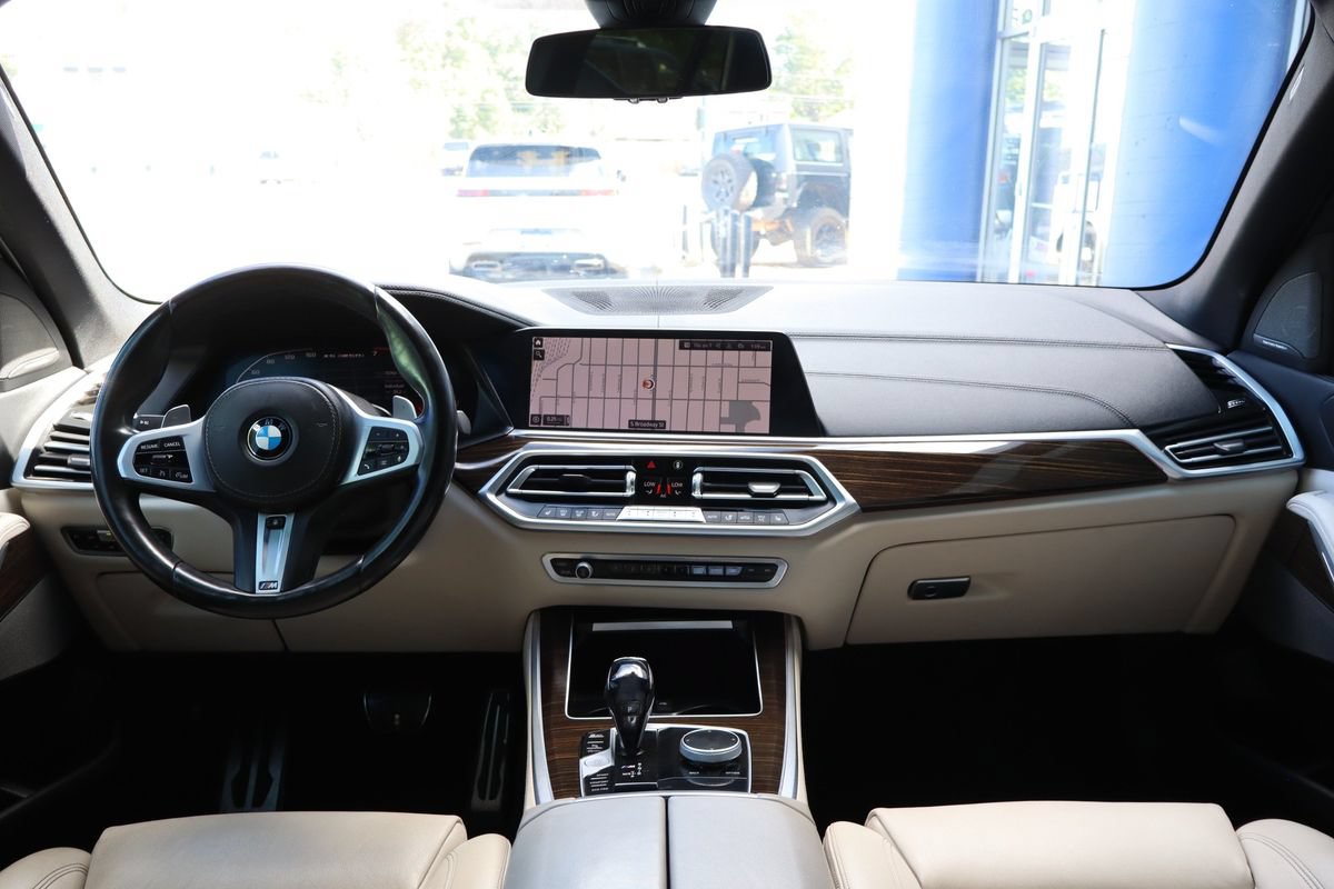 Used 2020 BMW X5 M50i w/ Premium Package AWD/4WD image 13