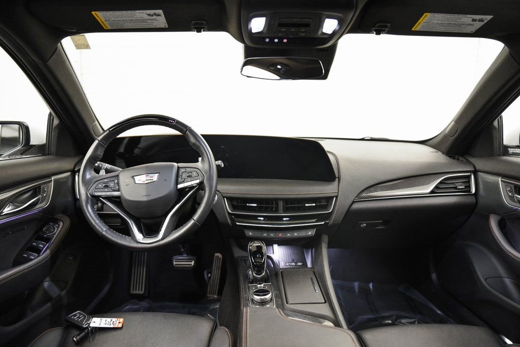 Certified 2025 Cadillac CT5 Sport w/ Sun And Sound Package image 4