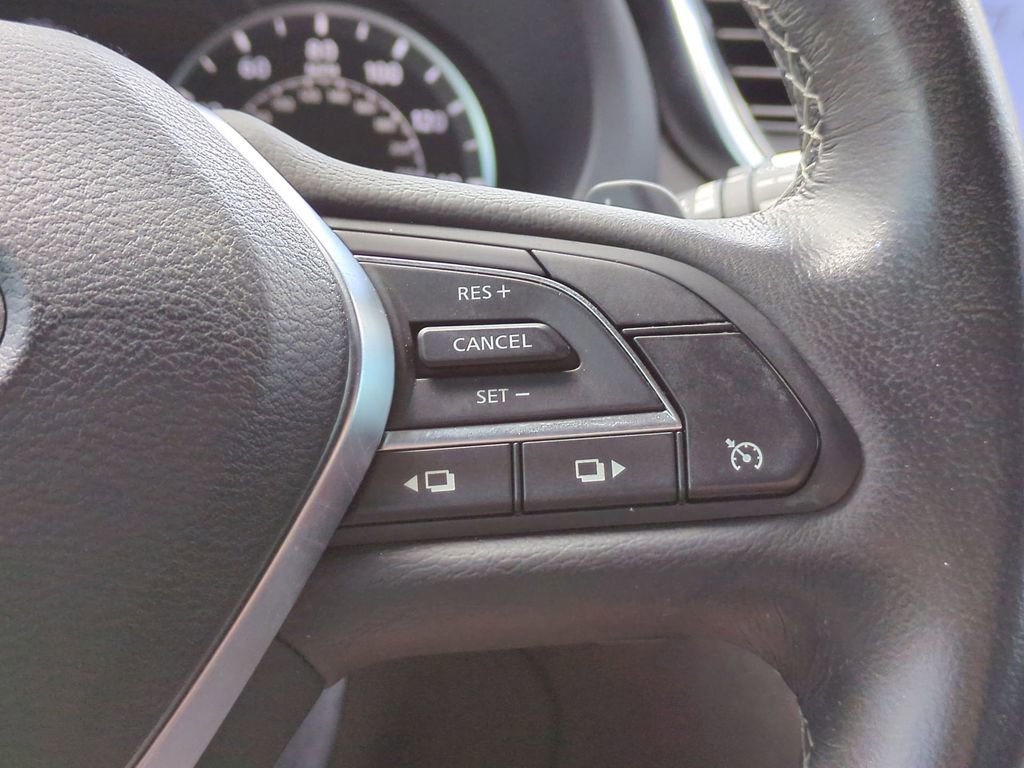 Used 2019 INFINITI QX50 Luxe w/ Navigation Package AWD/4WD image 27