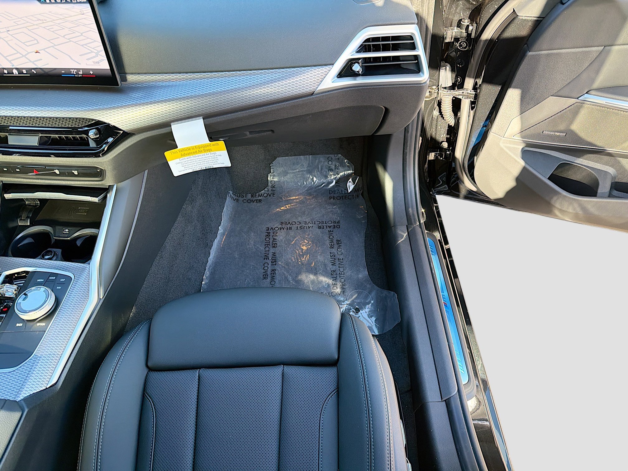 New 2026 BMW 330i xDrive Sedan w/ M Sport Package image 18