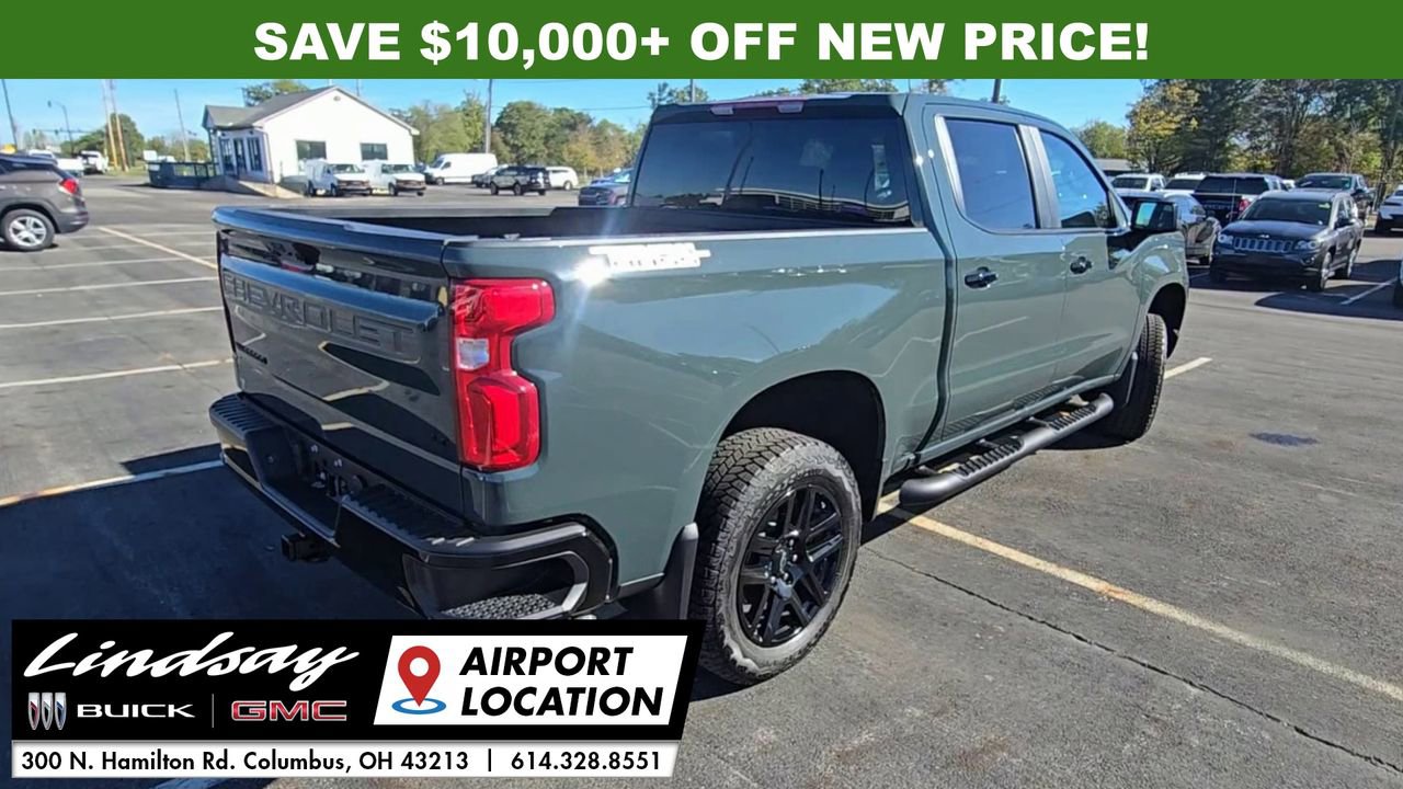 Used 2026 Chevrolet Silverado 1500 LT Trail Boss w/ LPO, Dark Essentials Package image 2