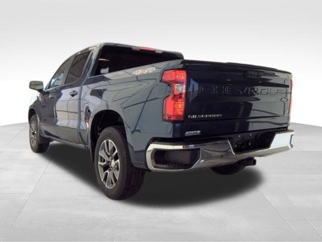Used 2023 Chevrolet Silverado 1500 LT AWD/4WD image 7