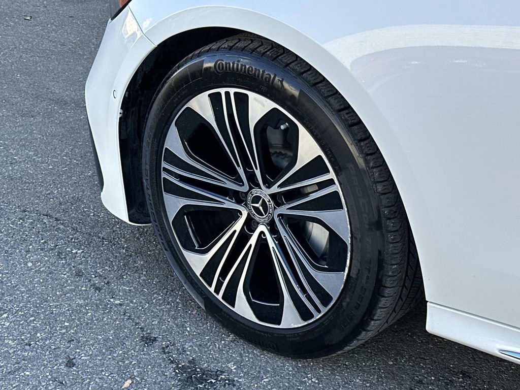 Used 2025 Mercedes-Benz E 350 4MATIC Sedan image 42