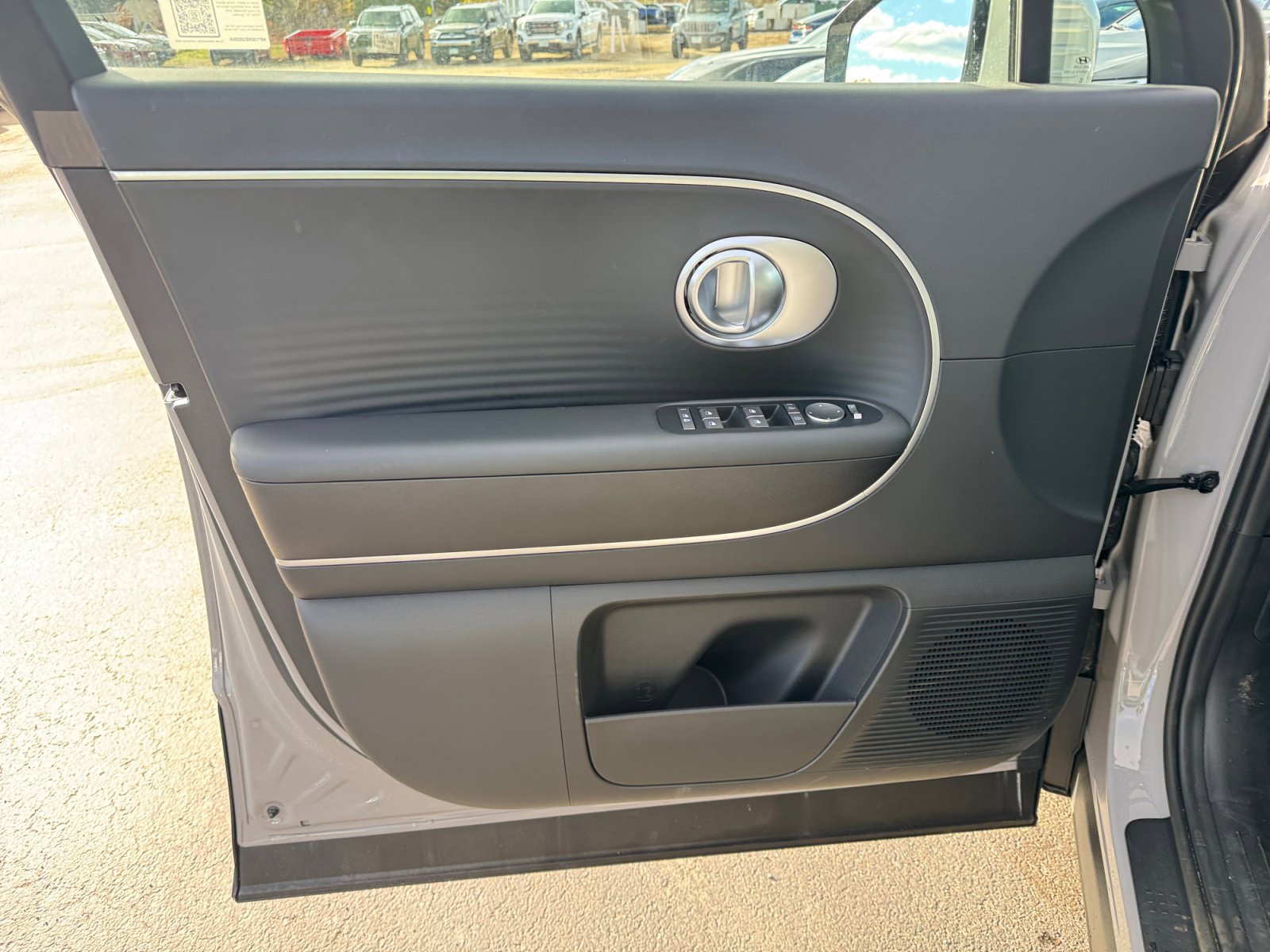 New 2026 Hyundai Ioniq 9 SE image 22