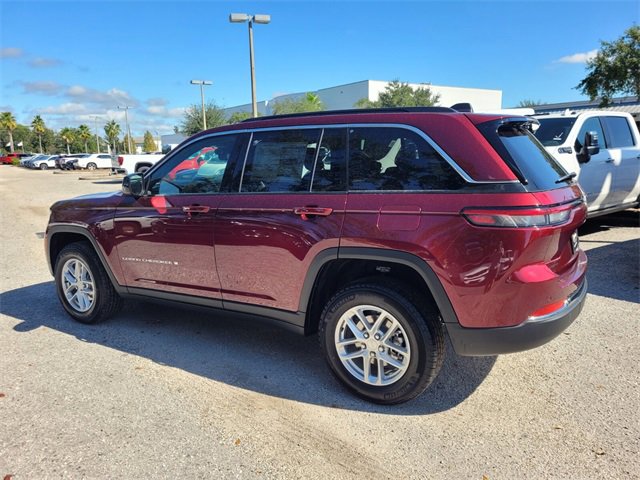 New 2025 Jeep Grand Cherokee Laredo X image 11