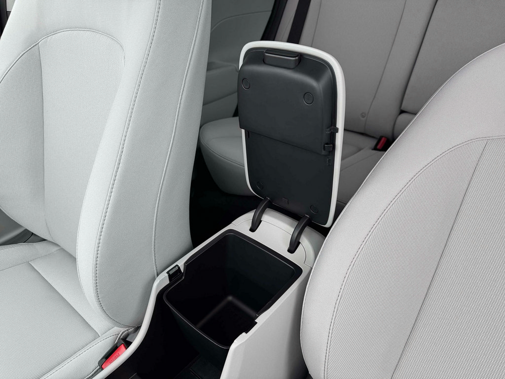 Used 2026 Hyundai Kona SEL Sport FWD image 19