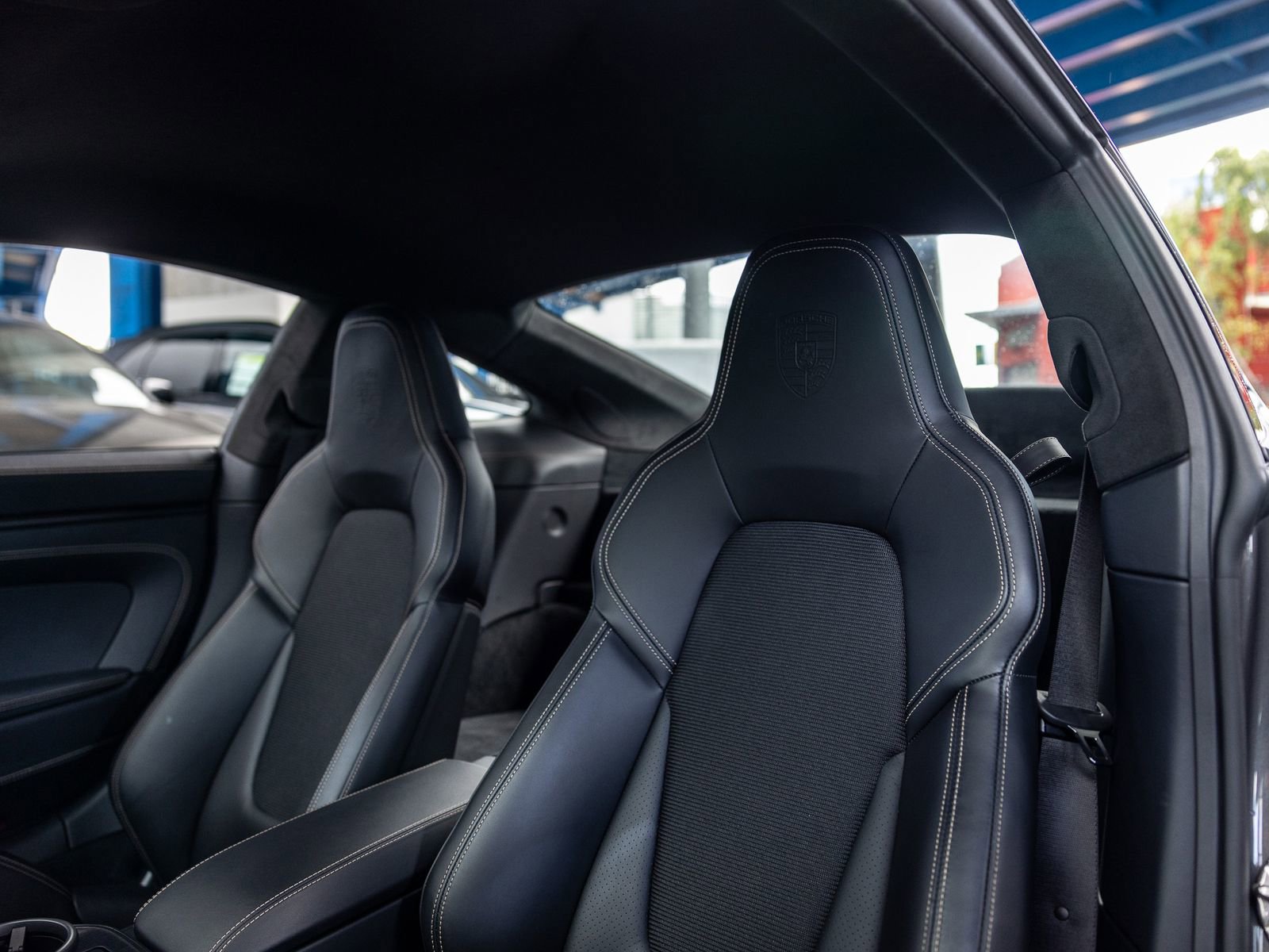 Certified 2023 Porsche 911 GT3 RWD image 5