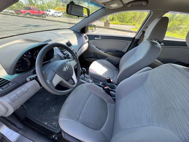 Used 2016 Hyundai Accent SE FWD image 10