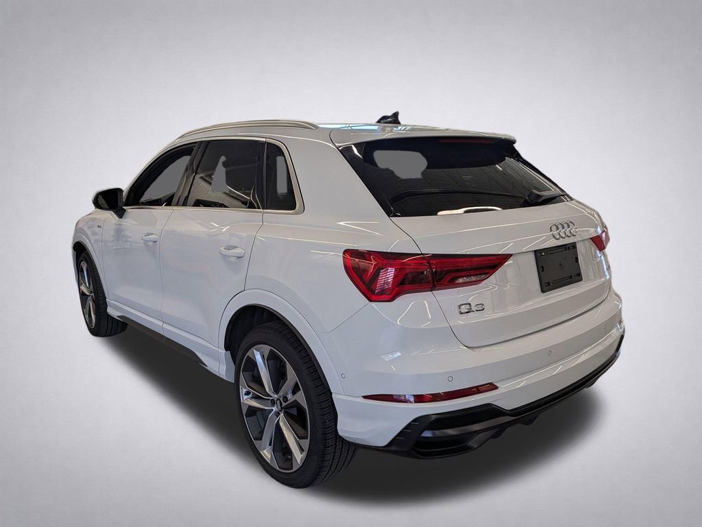 Used 2020 Audi Q3 2.0T Prestige w/ Prestige Package AWD/4WD image 6