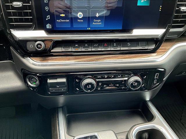 Certified 2025 Chevrolet Silverado 1500 RST w/ Z71 Off-Road Package AWD/4WD image 24