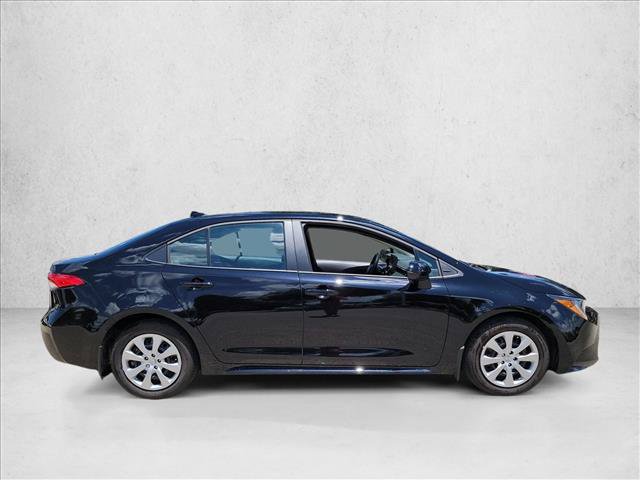 Used 2026 Toyota Corolla LE FWD image 4